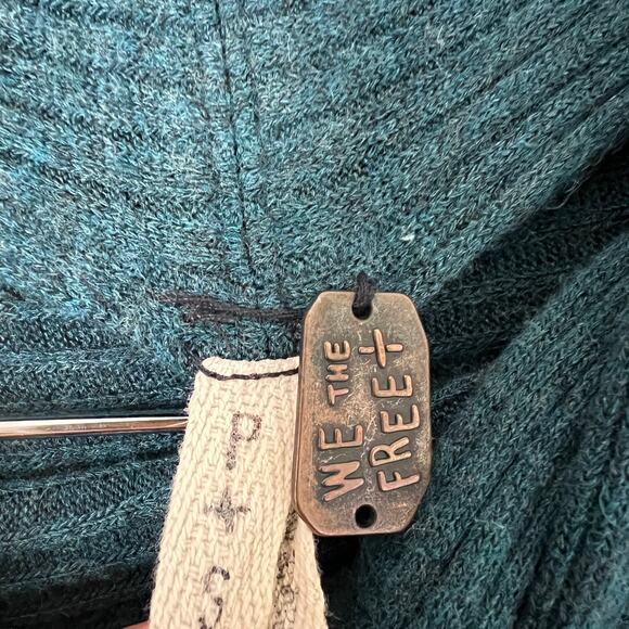 Free People We The Free Open Back Teal Blue Mock Neck Long Sleeve Sweater Size S - Picture 5 of 8